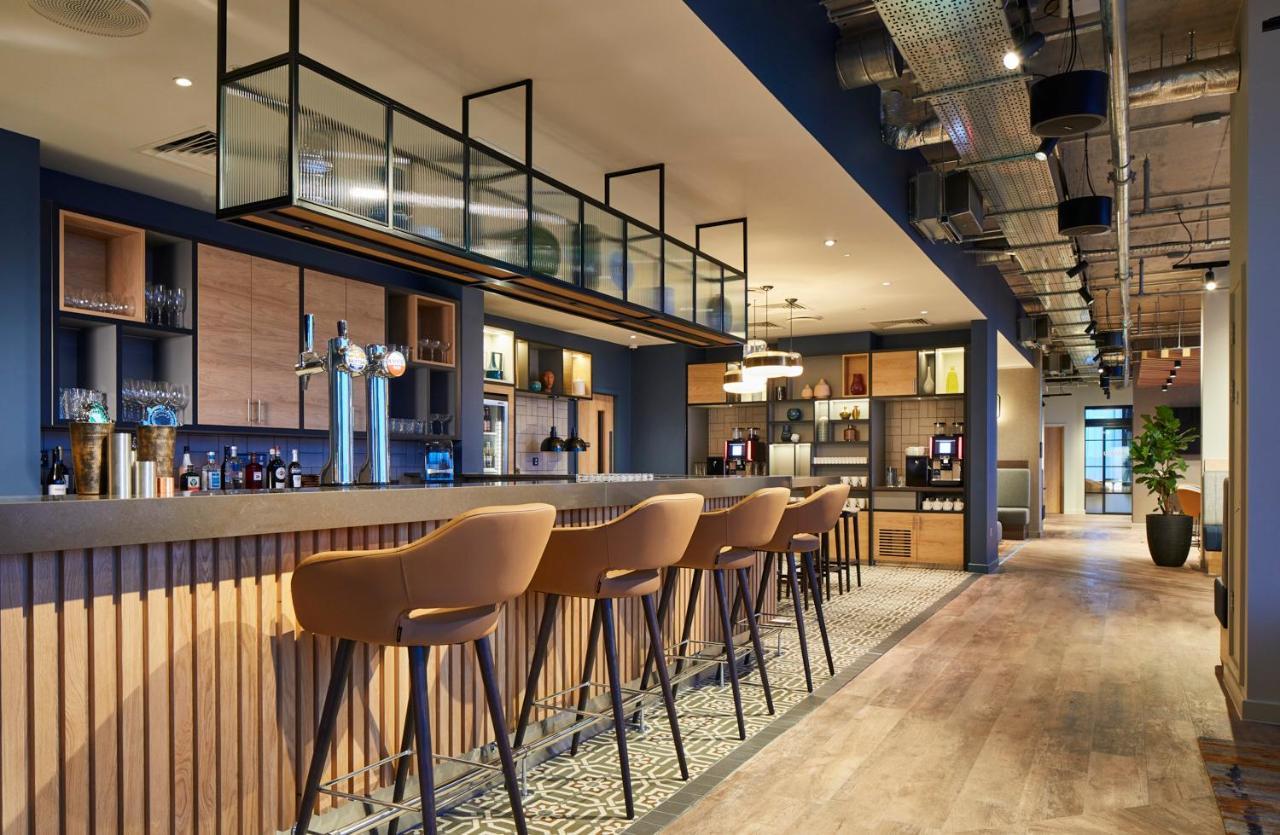 Residence Inn By Marriott Slough Bagian luar foto